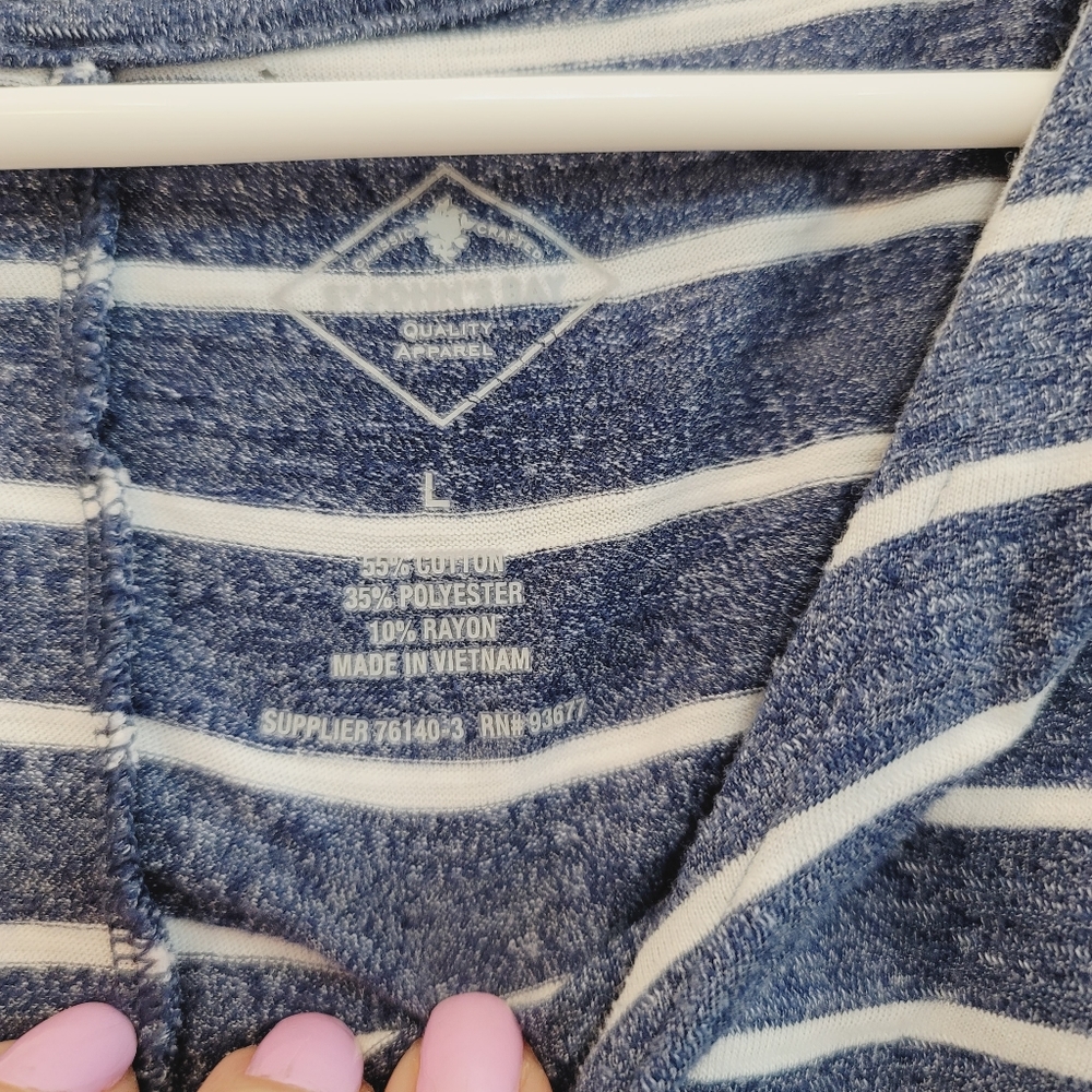 St John's Bay Stripe "Less Monday More Weekend" Graphic Print T-shirt Size Large - Picture 3 of 6